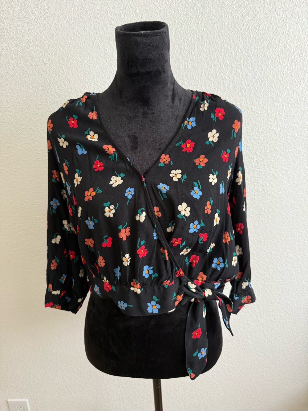 Madewell Floral Wrap Top S Black Tie Waist V-Neck Blouse 3/4 Sleeve